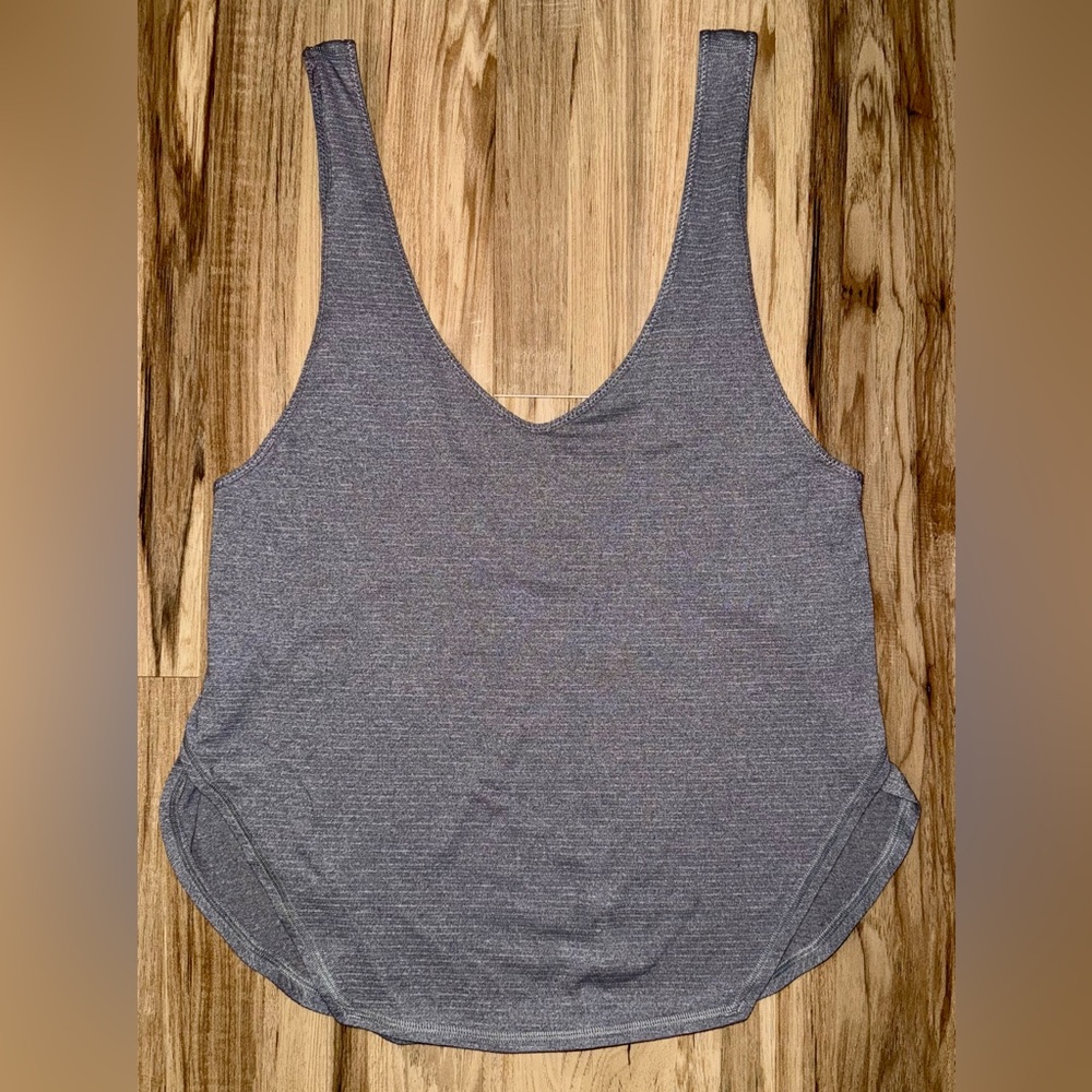 Never Worn ๐ณ๐๐๐๐๐๐๐๐ ๐๐๐๐ ๐กโ๐ ๐ป๐๐๐ก Tank Top - Picture 5 of 11